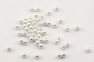 Acryl perler Bubblegum Hvid Perlemor 4 mm - ca. 100 stk