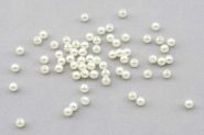 Acryl perler Creme Hvid Perlemor 4 mm - ca. 100 stk