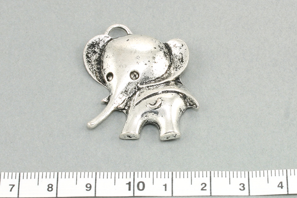 Vedhæng  Elefant 30 x 35 mm 