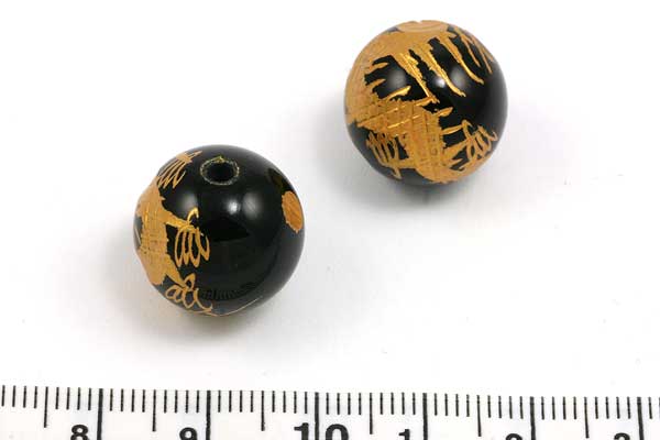 Onyx perle med håndgraveret drage 10 mm Guldbelagt 