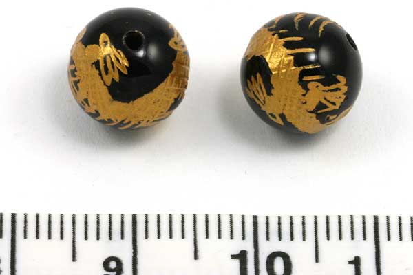 Onyx perle med håndgraveret drage 16 mm Guldbelagt 